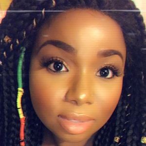 Meet your Posher, Tina